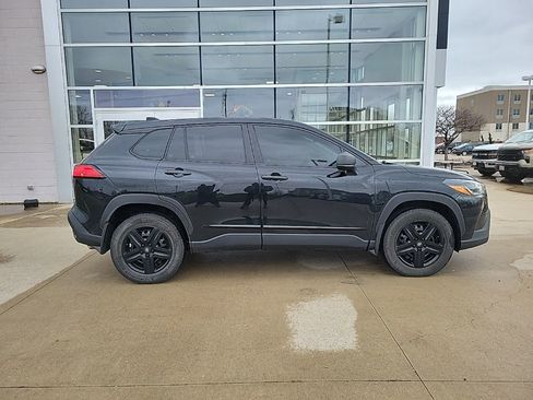 Used 2023 Toyota Corolla Cross L image 4