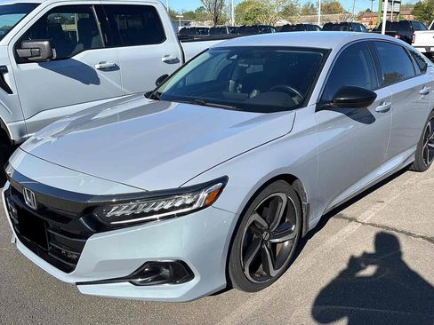 Used 2021 Honda Accord Sport Special Edition image 3