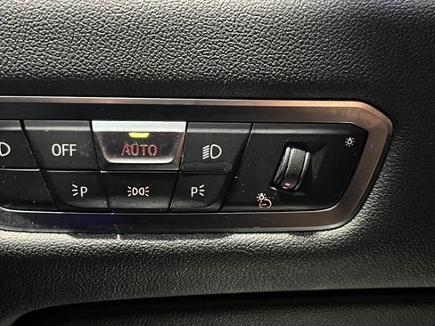 Used 2021 BMW X5 M50i w/ Premium Package image 14