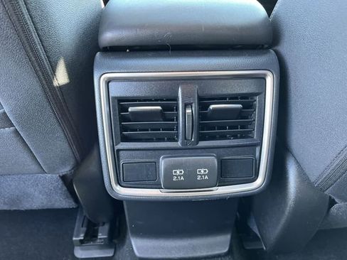 Used 2019 Subaru Forester Premium image 24