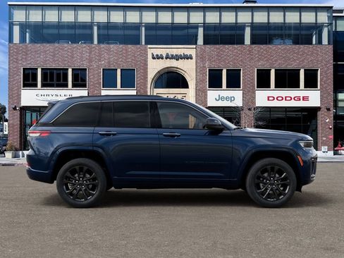 New 2026 Jeep Grand Cherokee Limited AWD/4WD image 21