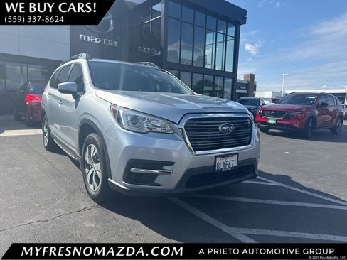 Used 2020 Subaru Ascent Premium w/ Convenience Package image 1