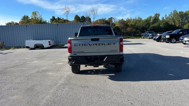 Used 2024 Chevrolet Silverado 2500 Custom w/ Custom Convenience Package AWD/4WD image 4