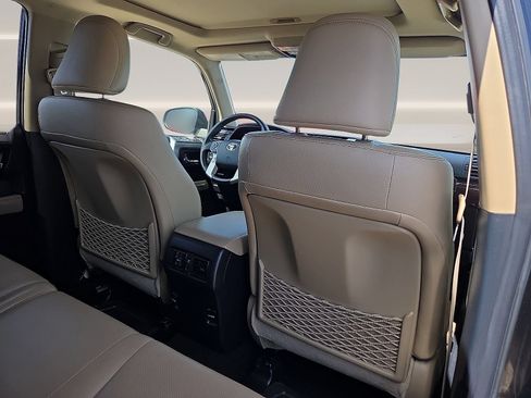 Used 2015 Toyota 4Runner Limited AWD/4WD image 11