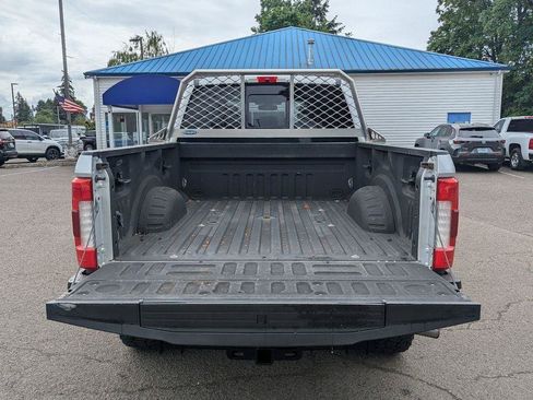 Used 2017 Ford F350 Platinum w/ Platinum Ultimate Package AWD/4WD image 22