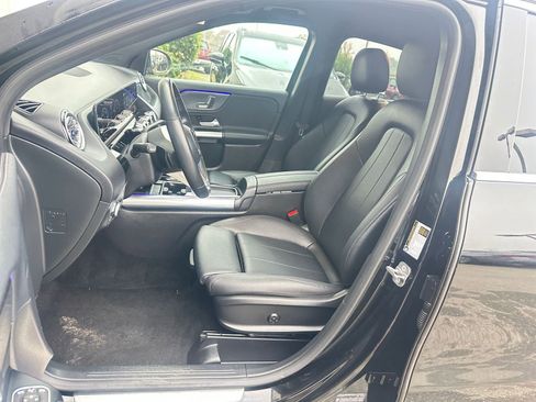 Used 2025 Mercedes-Benz GLA 250 4MATIC image 36