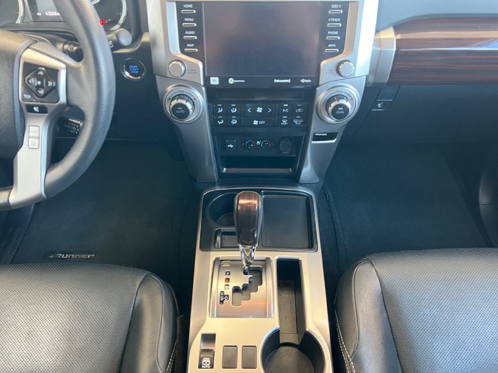 Used 2022 Toyota 4Runner Limited RWD image 3
