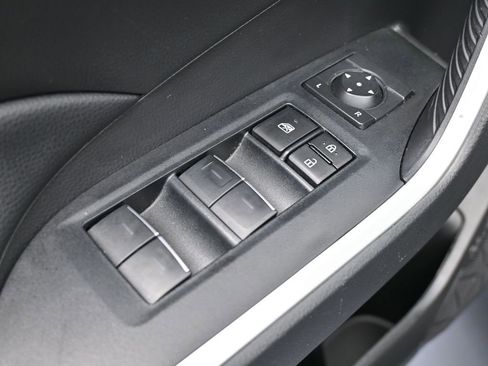 Used 2024 Toyota RAV4 XLE image 28