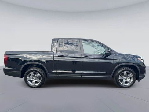 Certified 2025 Honda Ridgeline TrailSport image 2