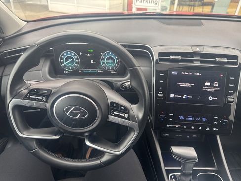 Used 2022 Hyundai Tucson SEL w/ Convenience + Premium Package image 4