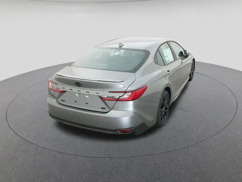New 2026 Toyota Camry SE image 8