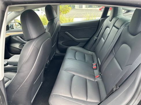 Used 2023 Tesla Model 3 Standard Range RWD image 5