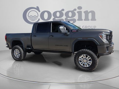 Used 2023 GMC Sierra 2500 Denali w/ Denali Ultimate Package AWD/4WD image 7