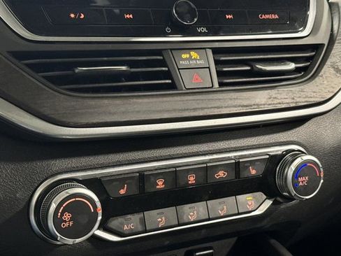 Used 2023 Nissan Altima 2.5 SV w/ SV Premium Package image 27