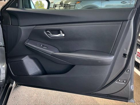 Certified 2024 Nissan Sentra SV image 22