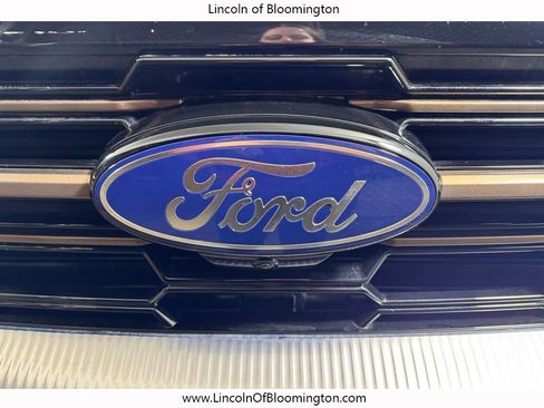 Used 2025 Ford Expedition Max King Ranch image 11