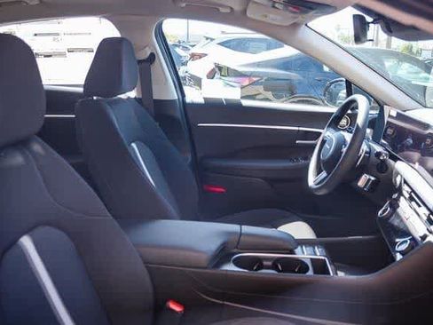 Certified 2025 Hyundai Sonata SEL FWD image 22