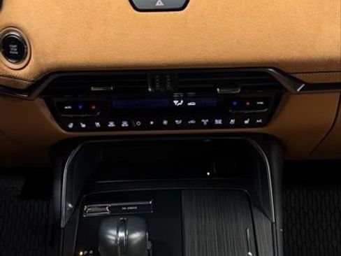 Used 2025 MAZDA CX-70 3.3 Turbo S w/ Premium Plus image 19