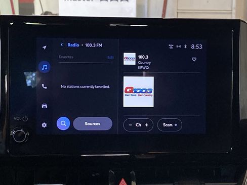 Certified 2025 Toyota Corolla Hatchback w/ SE Package image 16