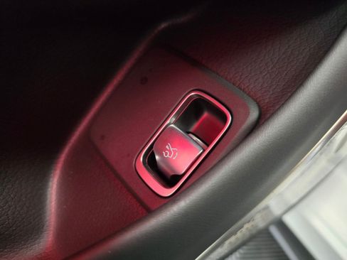Used 2022 Mercedes-Benz SL 63 AMG 4MATIC image 39