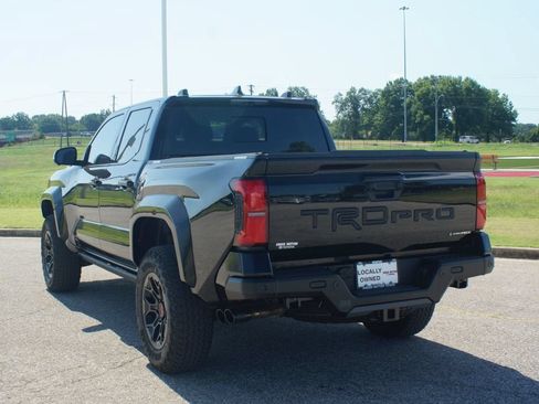 Used 2025 Toyota Tacoma TRD Pro w/ Tow Tech Package AWD/4WD image 16