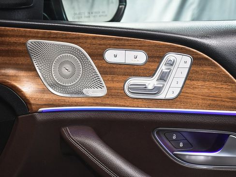 Used 2023 Mercedes-Benz GLS 450 4MATIC image 19