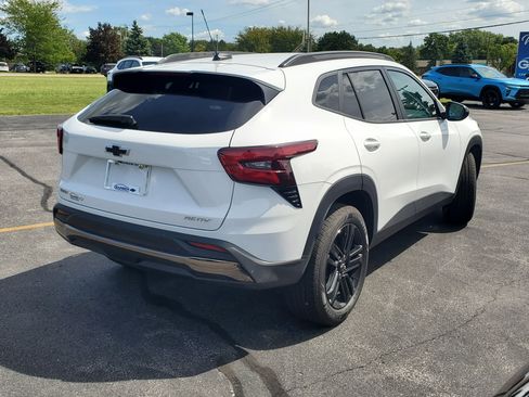 New 2025 Chevrolet Trax ACTIV w/ Driver Confidence Package image 2
