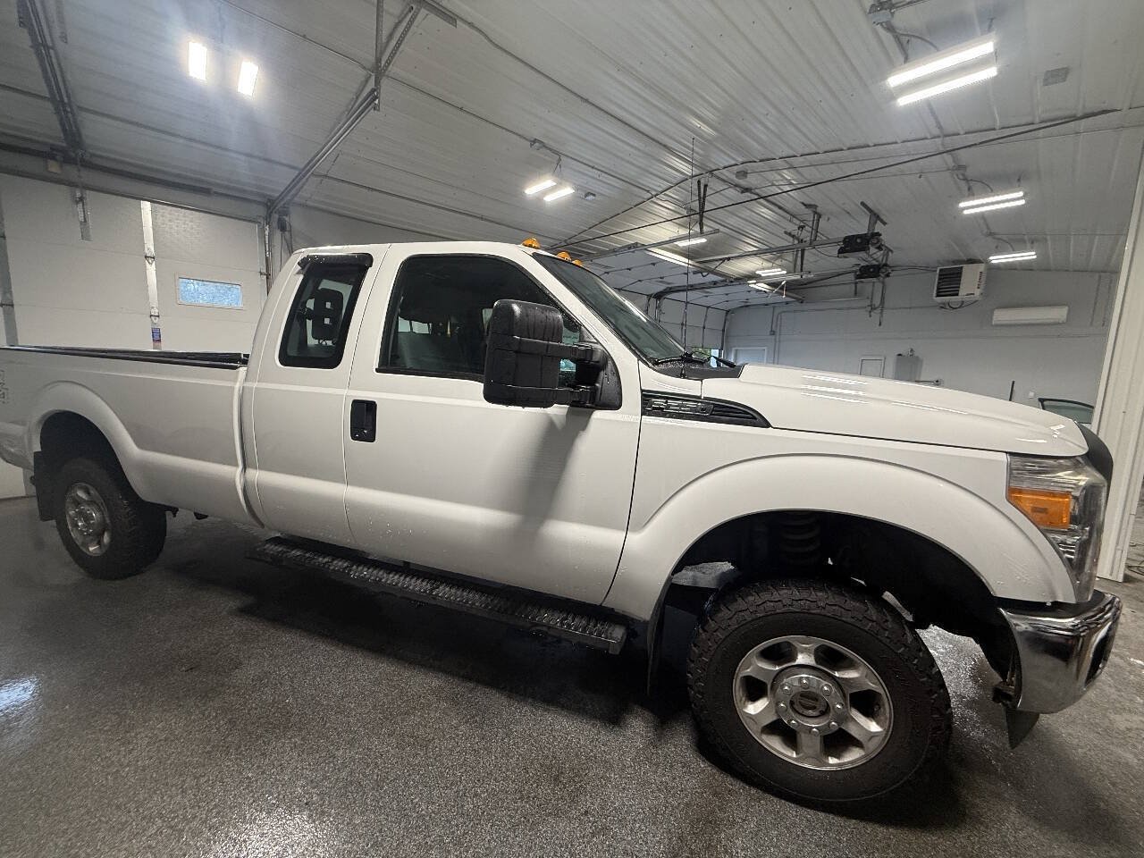 Used 2015 Ford F250 XL w/ XL Value Package AWD/4WD image 4