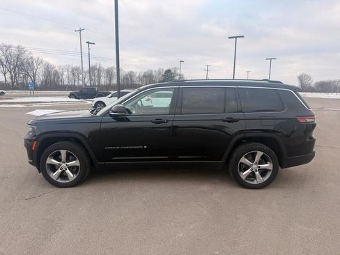 Used 2021 Jeep Grand Cherokee L Limited w/ Trailer Tow Group (B) image 6