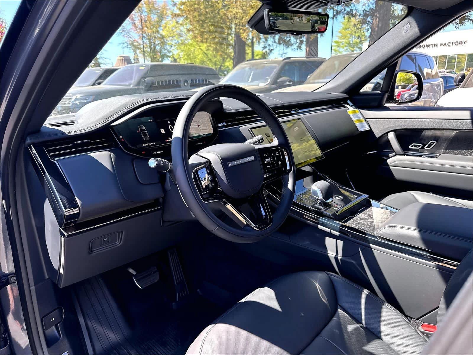 New 2026 Land Rover Range Rover Sport Dynamic SE AWD/4WD image 8