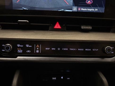 Certified 2025 Kia Sportage X-Line AWD/4WD image 18