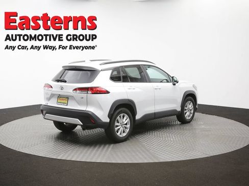Used 2022 Toyota Corolla Cross LE FWD image 39