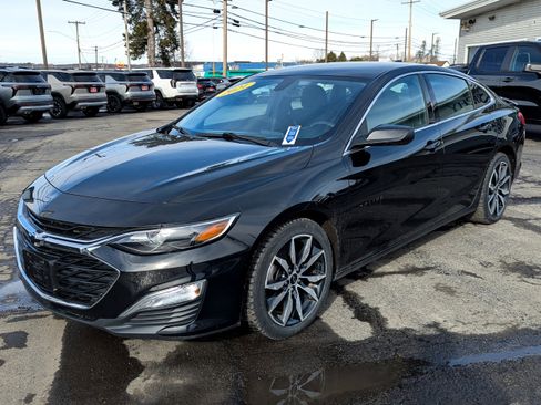 Used 2021 Chevrolet Malibu RS image 1
