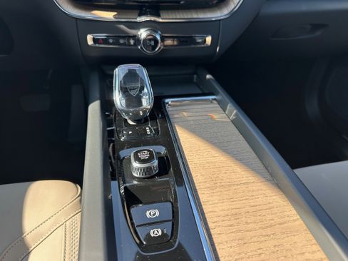 New 2026 Volvo XC60 B5 Plus w/ Climate Package image 13