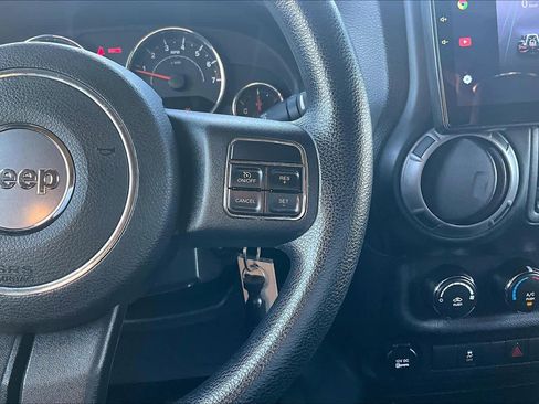 Used 2014 Jeep Wrangler Sport image 25