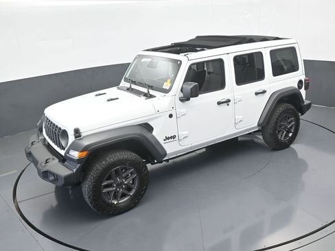 New 2026 Jeep Wrangler Sport S image 41