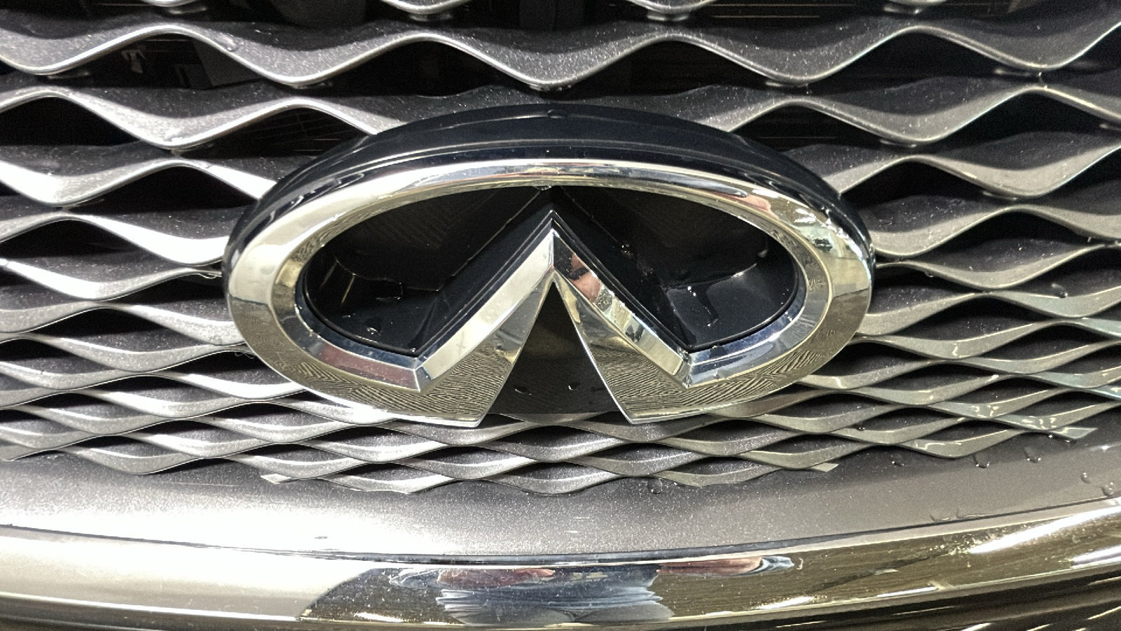 Used 2023 INFINITI Q50 Luxe AWD/4WD image 9