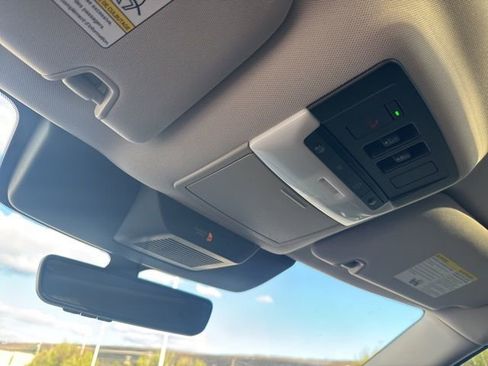 Certified 2023 Nissan Pathfinder SL w/ SL Premium Package image 20