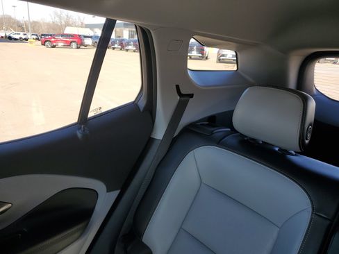Used 2019 GMC Terrain SLT w/ Preferred Package FWD image 13