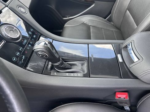 Used 2019 Ford Taurus Limited w/ Driver Assist Package FWD image 32