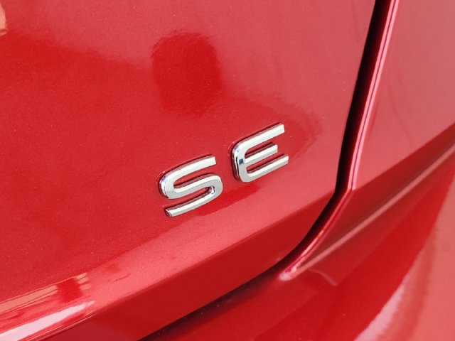 Used 2026 Volkswagen Jetta SE FWD image 9