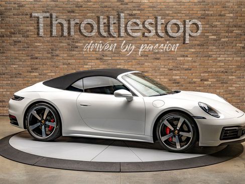 Used 2024 Porsche 911 Cabriolet image 5