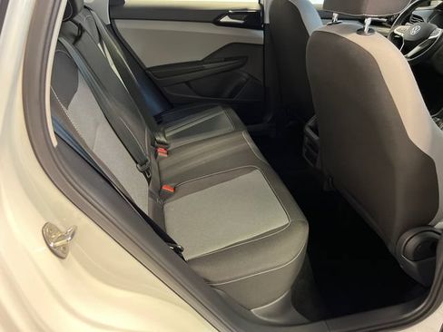Certified 2024 Volkswagen Taos S FWD image 12