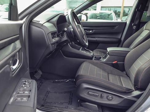 Used 2023 Honda CR-V Sport image 2