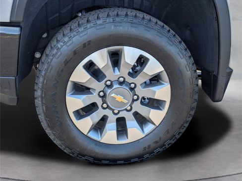 New 2026 Chevrolet Silverado 2500 Custom w/ Custom Value Package AWD/4WD image 38