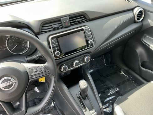 Used 2025 Nissan Versa S w/ S Plus Package FWD image 13