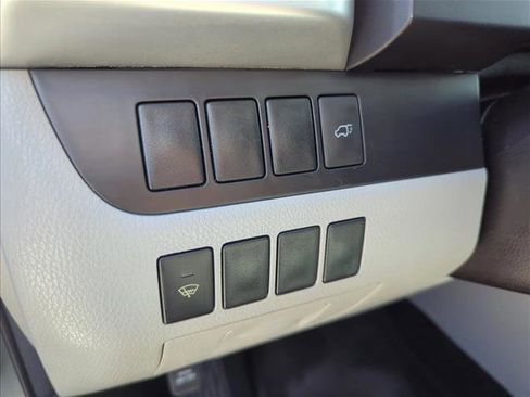 Used 2016 Toyota Highlander XLE image 29