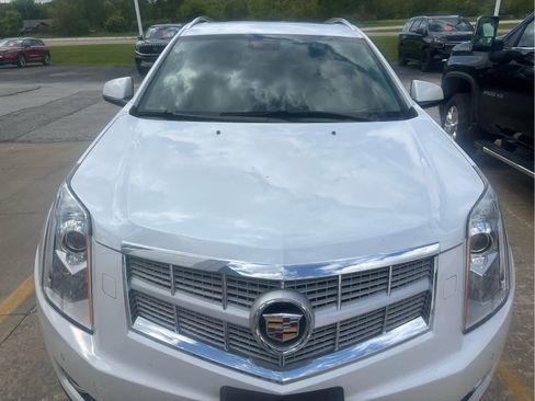 Used 2013 Cadillac SRX Premium AWD/4WD image 2