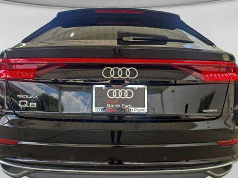 Used 2023 Audi Q8 Premium AWD/4WD image 19
