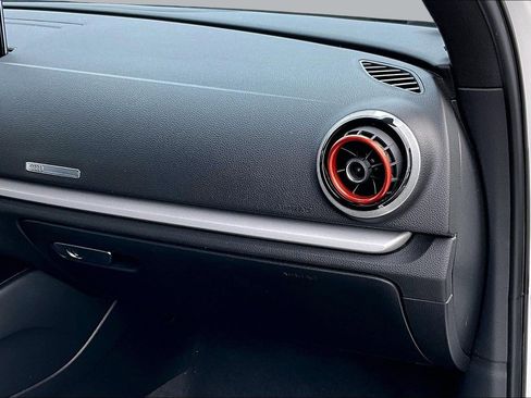 Used 2016 Audi A3 1.8T Premium image 4